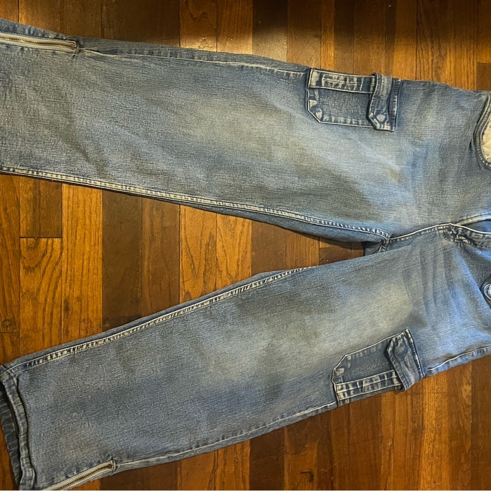VENUS Blue Relaxed Jeans with Natural Fading